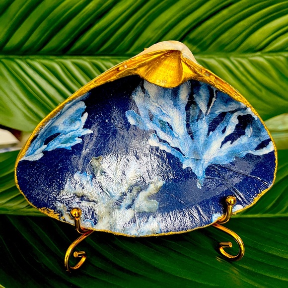 Handmade Decorative Shells - Picture 7 of 14